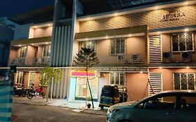 Hotel Nivara