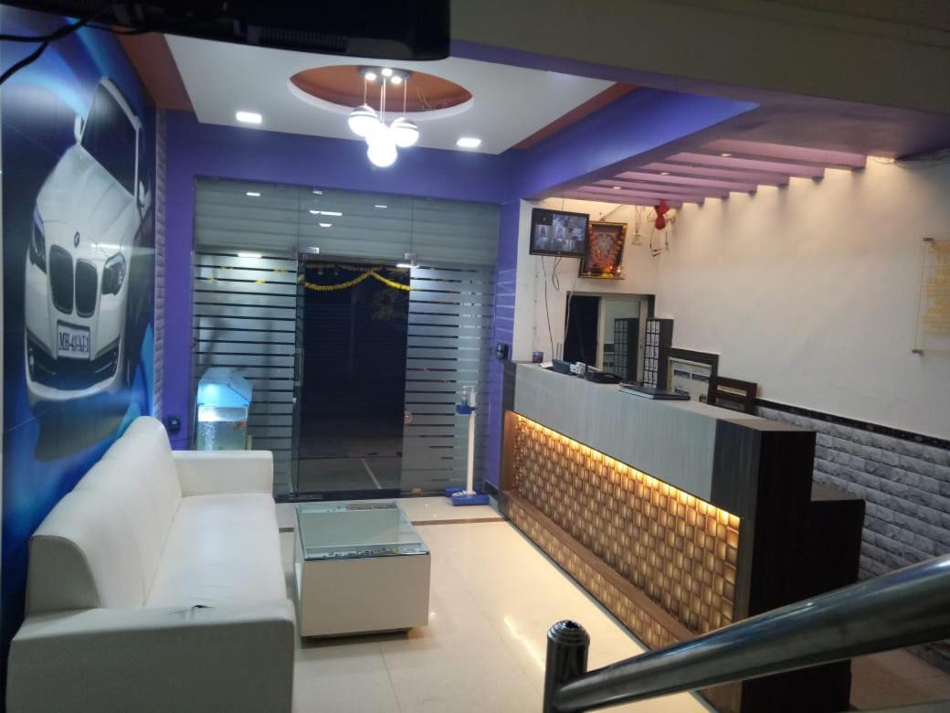 Hotel Nivara Navi Mumbai Exterior photo